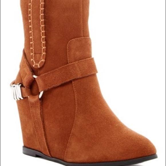 Catherine Malandrino Annora Wedge Booties Size: 9 - Picture 2 of 8